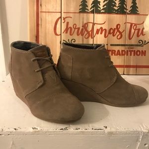Toms Desert Wedge Bootie